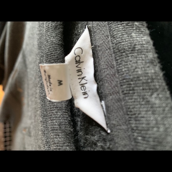 Calvin Klein Crewneck - Picture 3 of 3